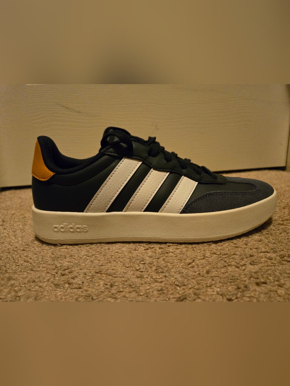 Adidas Barreda Navy Sneaker with White Three Stripes MENS SIZE 7